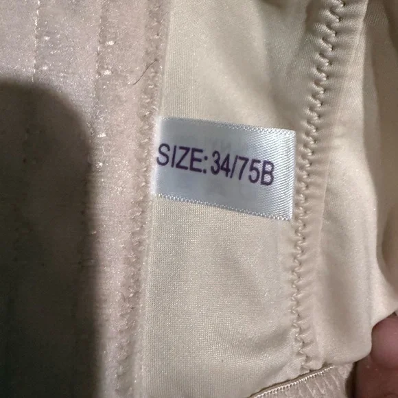 New/Used 11 Bra Bundle only $25 - Mostly DD/E/F Cups (Sizes 34-38) intimates - Picture 7 of 12